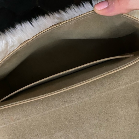 Louis Vuitton Gold Calfskin Leather Love Note Bag - Picture 8 of 9